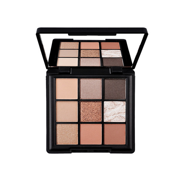 Make Up Factory Matte & Metallic Powder Eyeshadow Palette of 9 Eyeshadows